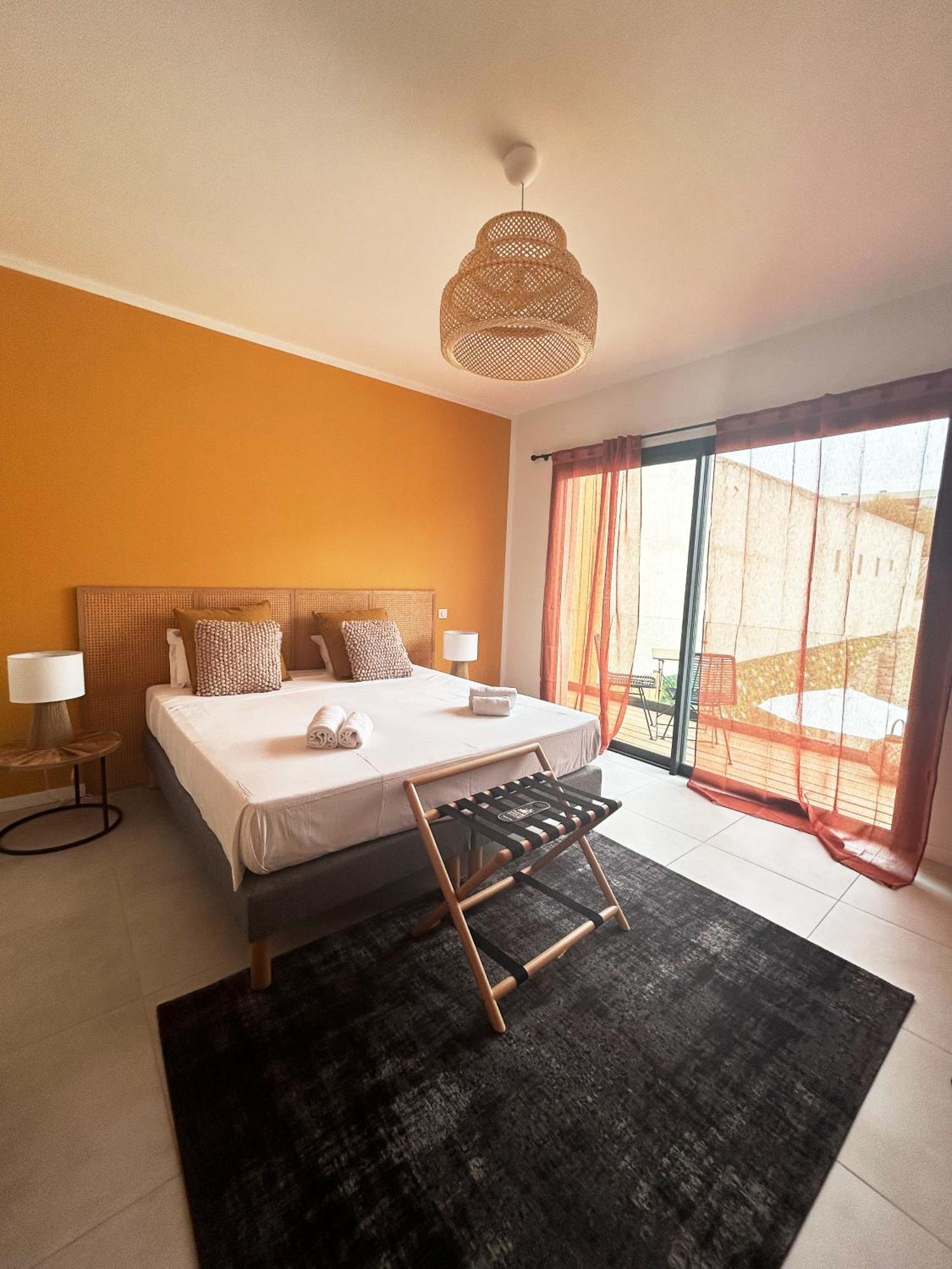 Hotel A Stretta Пропріано Екстер'єр фото